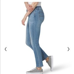 Lee relaxed straight leg light wash jeans size 12